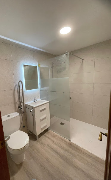 A Tu Medida Home ( Multiservicios )
