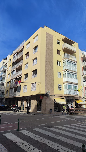Alcaide Rehabilitaciones Integrales // Vilanova i la Geltrú