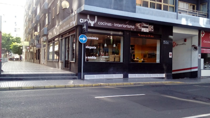 Arty Cocinas e Interiorismo - empresa de reformas