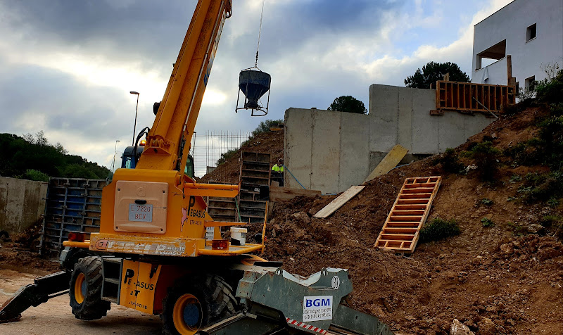 Construcciones y Servicios Bgm - empresa de reformas