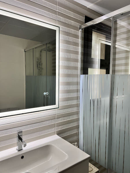 Duchamás cambio de bañera por duchas y reformas de baños