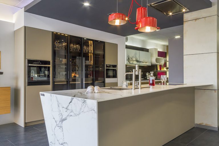 ESTUDIO DE COCINAS ISAIAS PADIAL