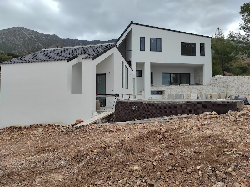 Fernández y Lind Construcciones S.L. - empresa de reformas