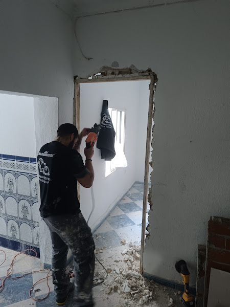 JyJ Multiservicios Obras y Reformas SL