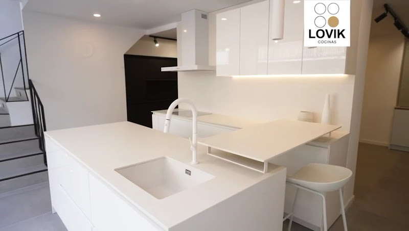 Lovik Cocina Moderna - empresa de reformas