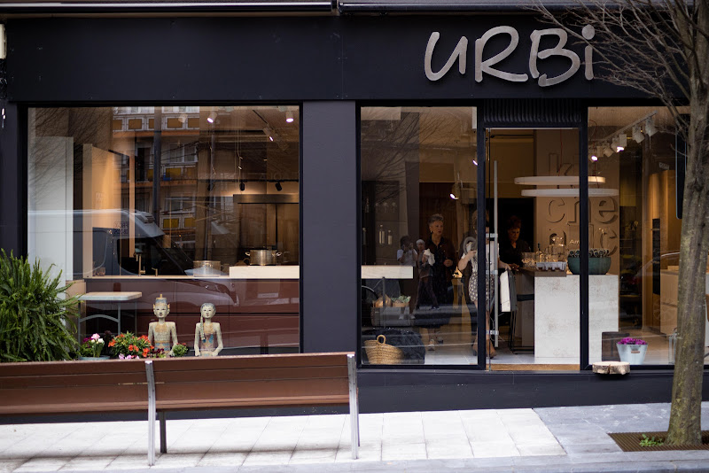 Urbi Sukaldeak | Diseño de cocinas en Irun - empresa de reformas